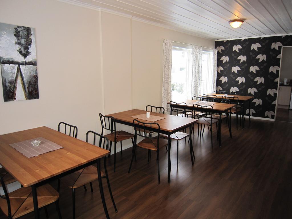 Froland Hostel Froland Verk Exteriör bild